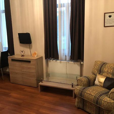 Quiet -Residential Area 2 Bedroom+Living Room Apartment Szombathely Exterior foto