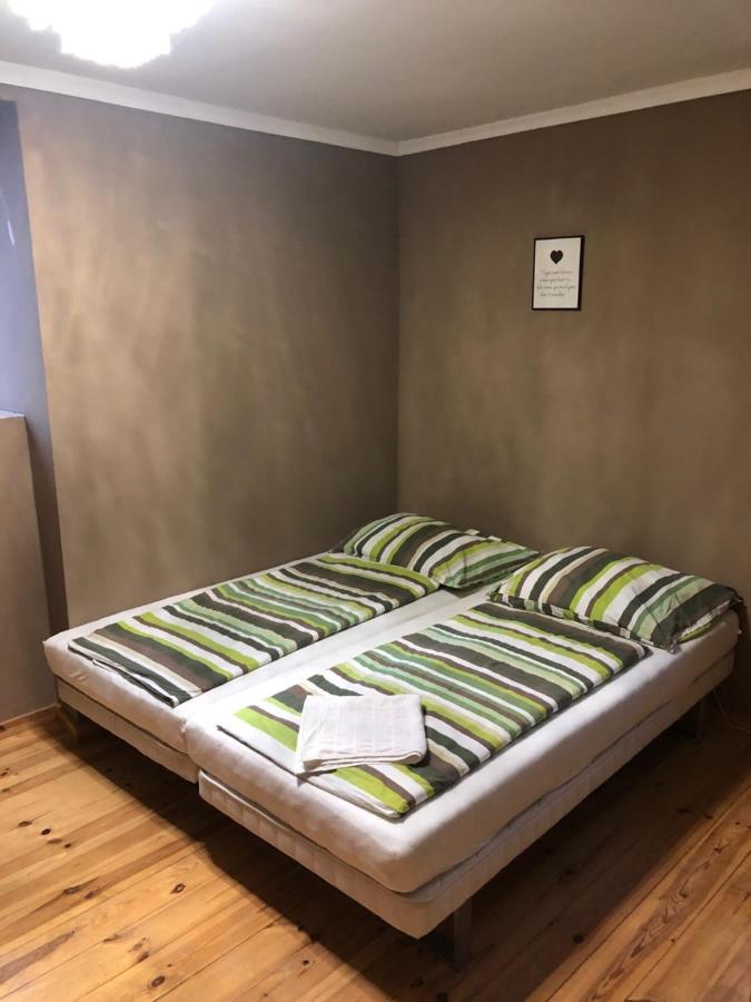 Quiet -Residential Area 2 Bedroom+Living Room Apartment Szombathely Exterior foto